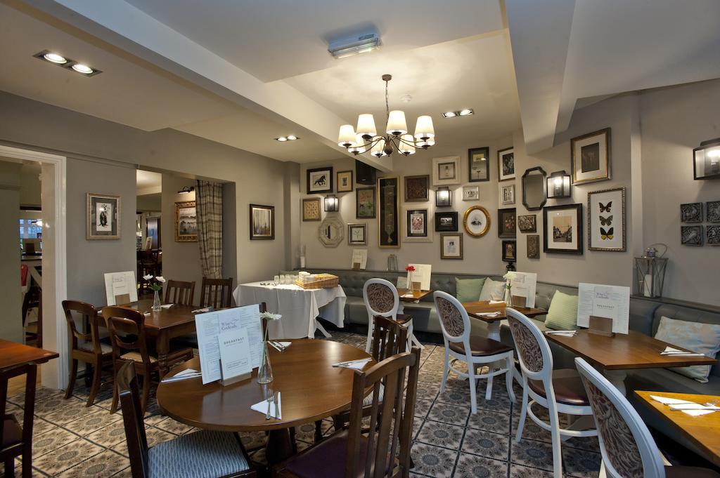 The Goddard Arms Hotel Суиндън Екстериор снимка